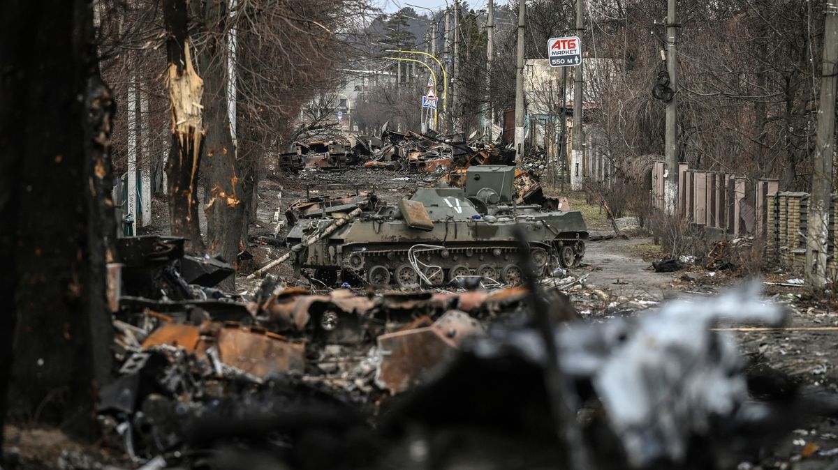 Druhá fáze války. Rusko spustilo masivní ofenzivu na Donbase